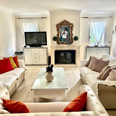 Gulf Stream Villa