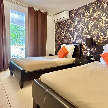 فيلة Gulf Stream